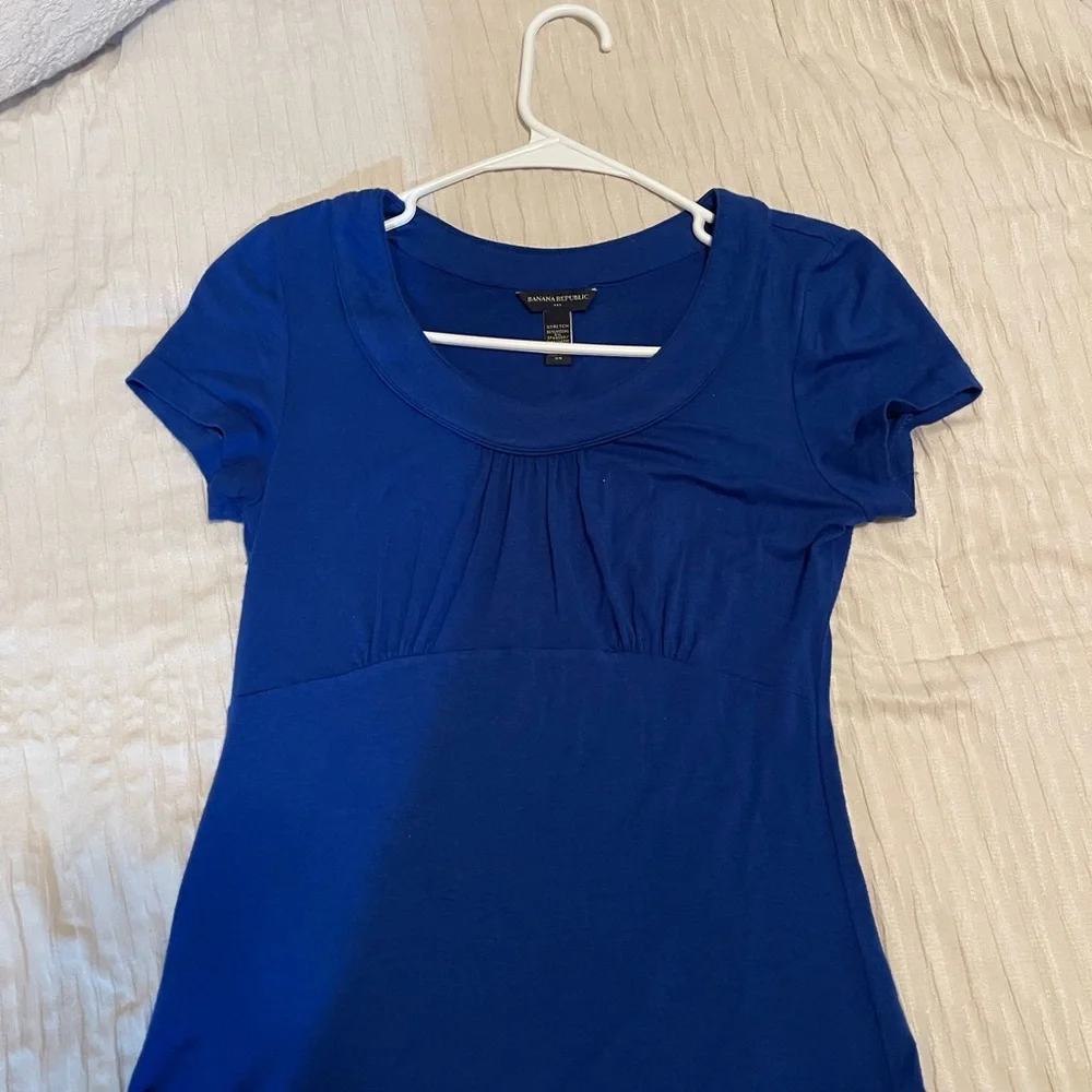 Banana republic blue top, worn once, Size xs - Picture 1 of 2